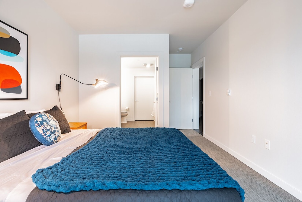 Deluxe Apartment, City View photo 3
