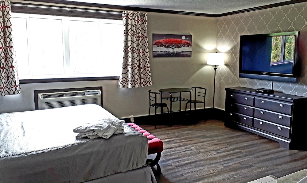 Deluxe Room, Jetted Tub, Mountain View