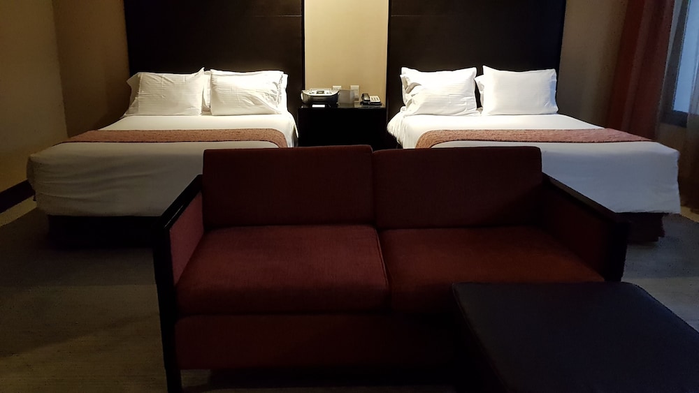 Superior Double Room, 2 Double Beds, Pool View, Poolside photo 2