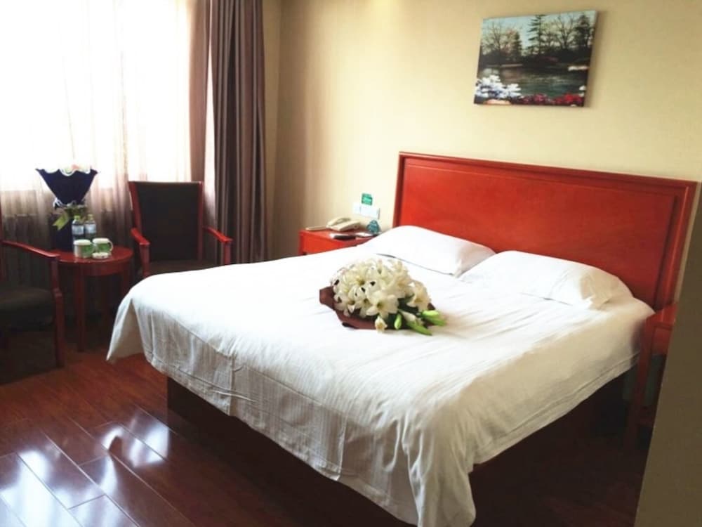 Room, 1 King Bed - Photo 1