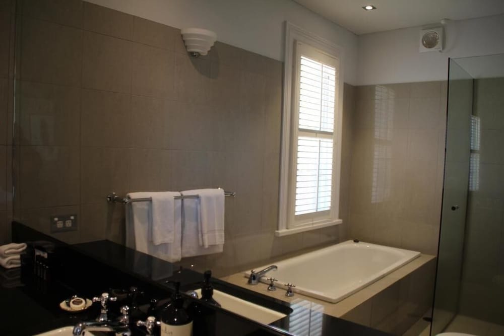 Master Suite photo 3