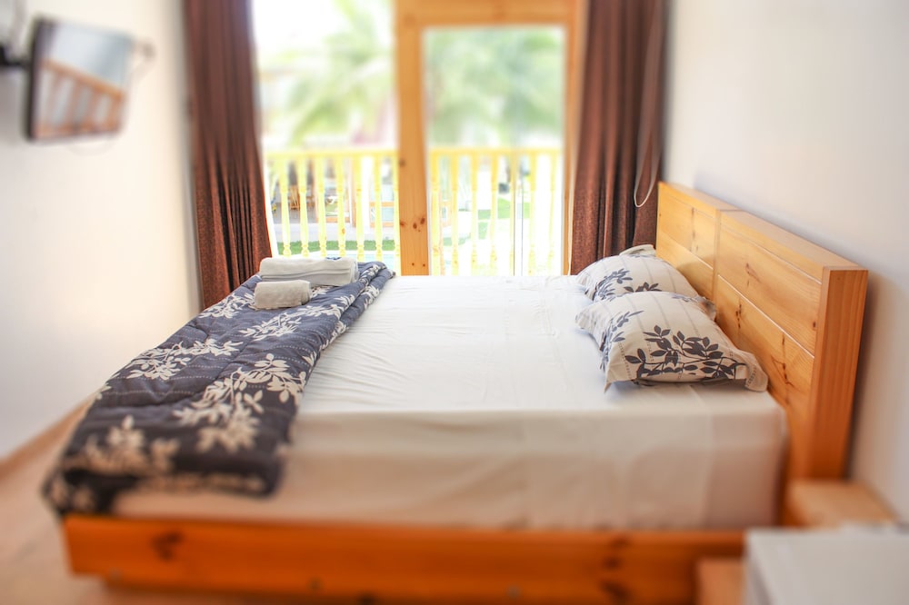 Superior Double Room, Pool View photo 3