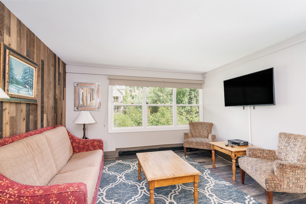 Condo, 1 Bedroom