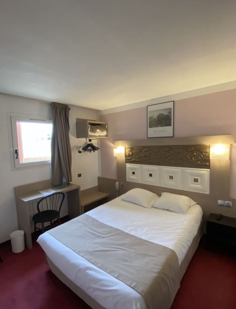 Double Room - Photo 3