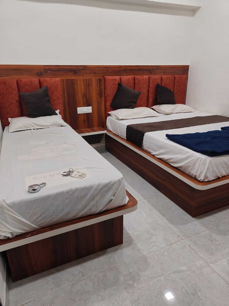 Triple Room, Air conditioning