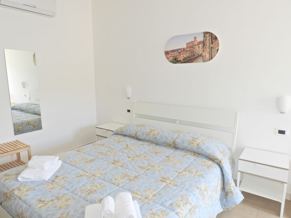 Comfort Double Room, 1 Queen Bed photo 1