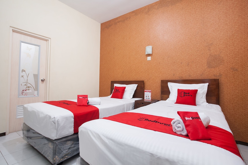 Premium Twin Room photo 2