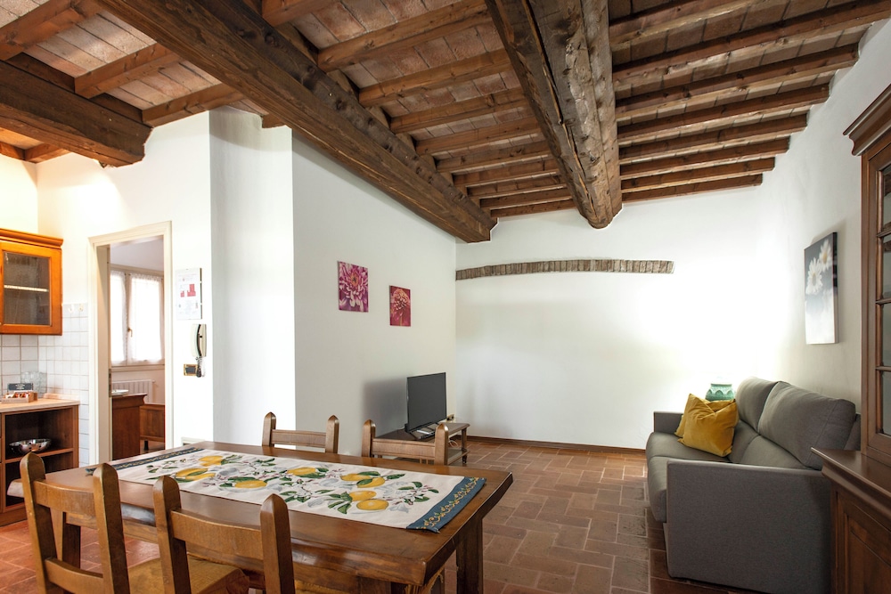Traditional Apartment