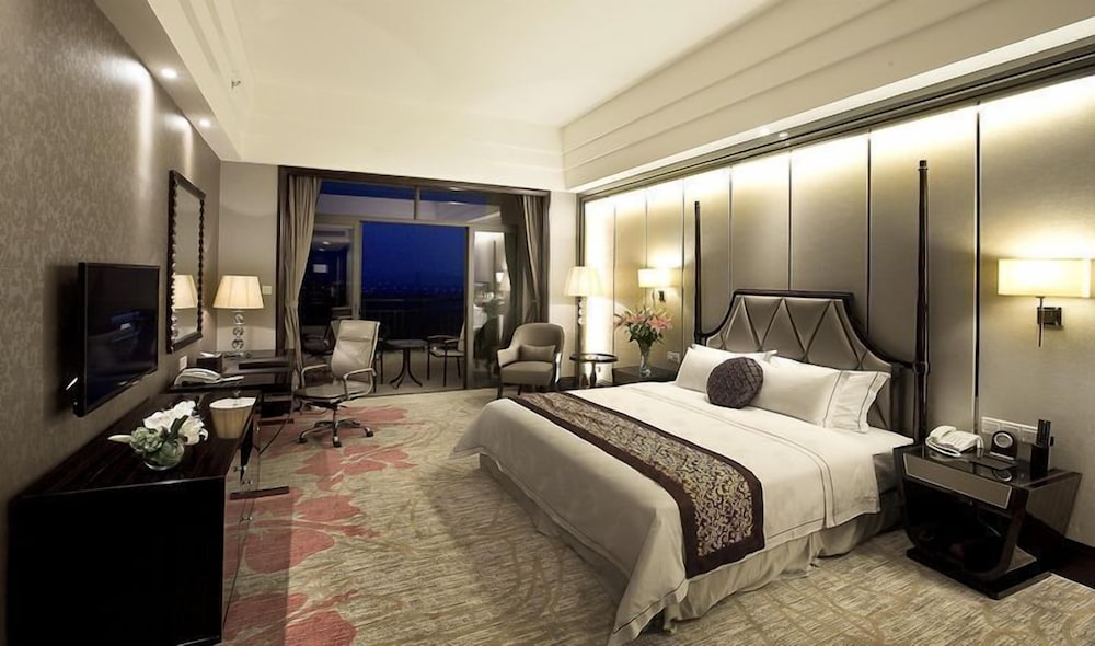 Executive Room, 1 King Bed photo 1