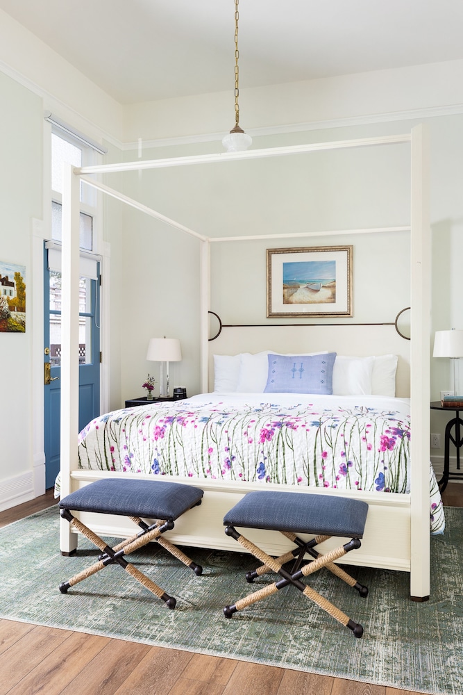 Romantic Suite, 1 King Bed, Terrace photo 3