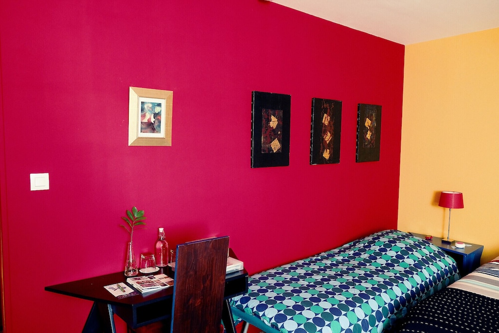 Premium Suite, Private Bathroom, Garden View - Photo 7