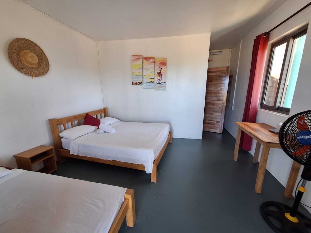Basic Triple Room