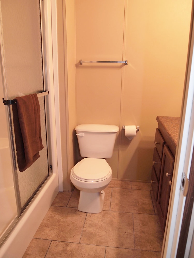 Comfort Single Room, 1 Queen Bed, Non Smoking photo 2
