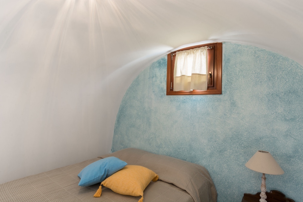 Triple Room - Photo 1