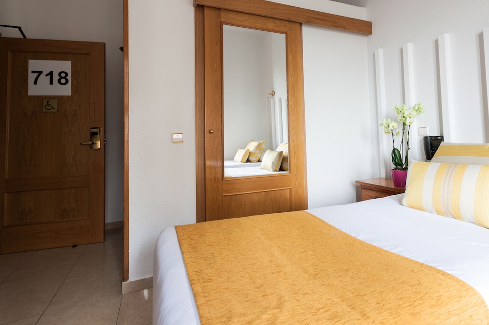 Double Room, City View photo 3