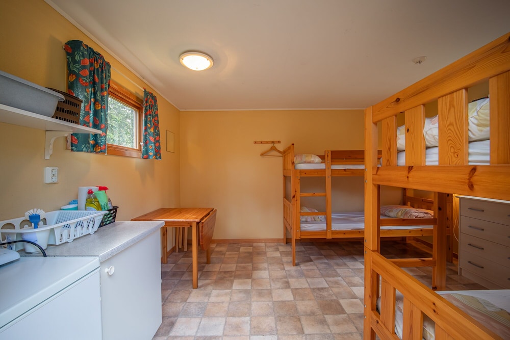 Cabin, Multiple Beds, Shared Bathroom (14 m2) photo 2