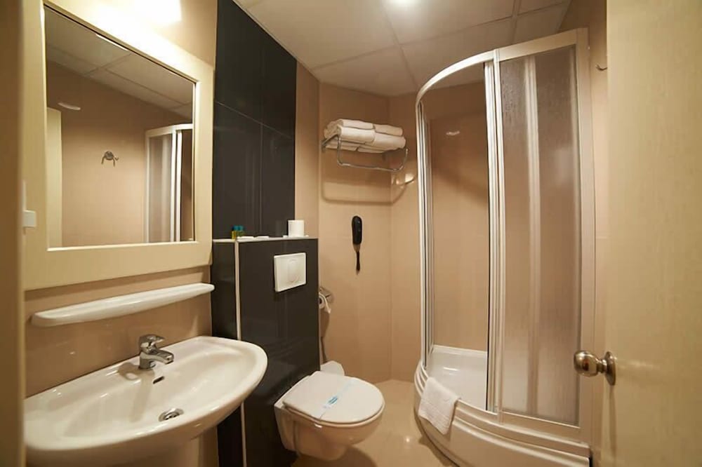 Single Room photo 2