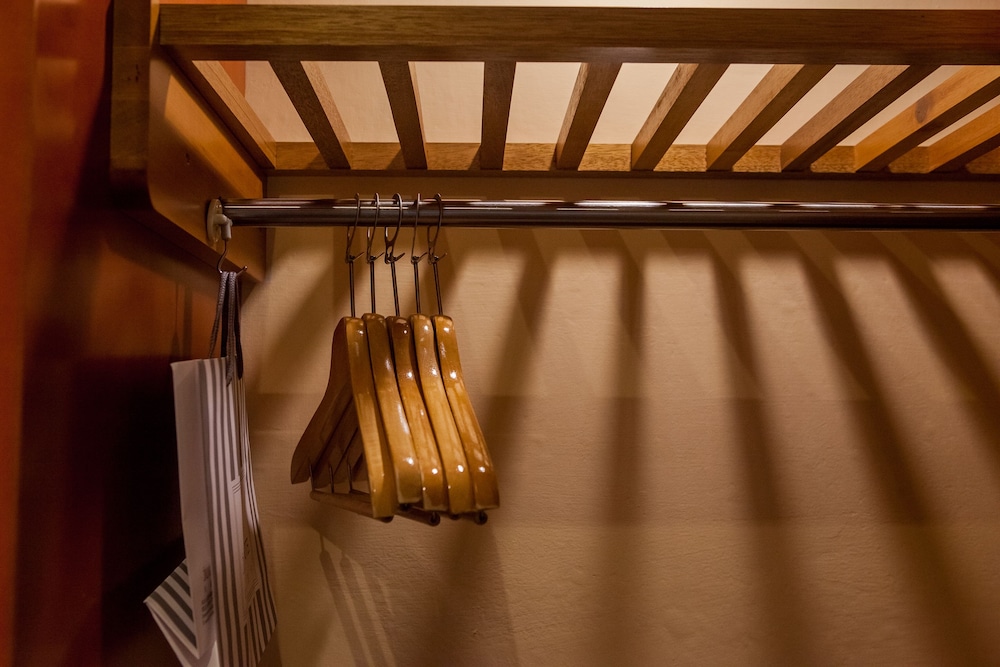 Standard Twin Room - Photo 5