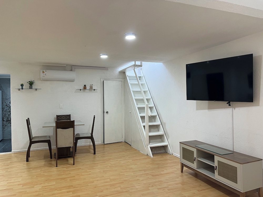 Superior Apartment photo 3