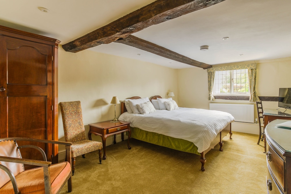 Double or Twin Room, Bathtub photo 2