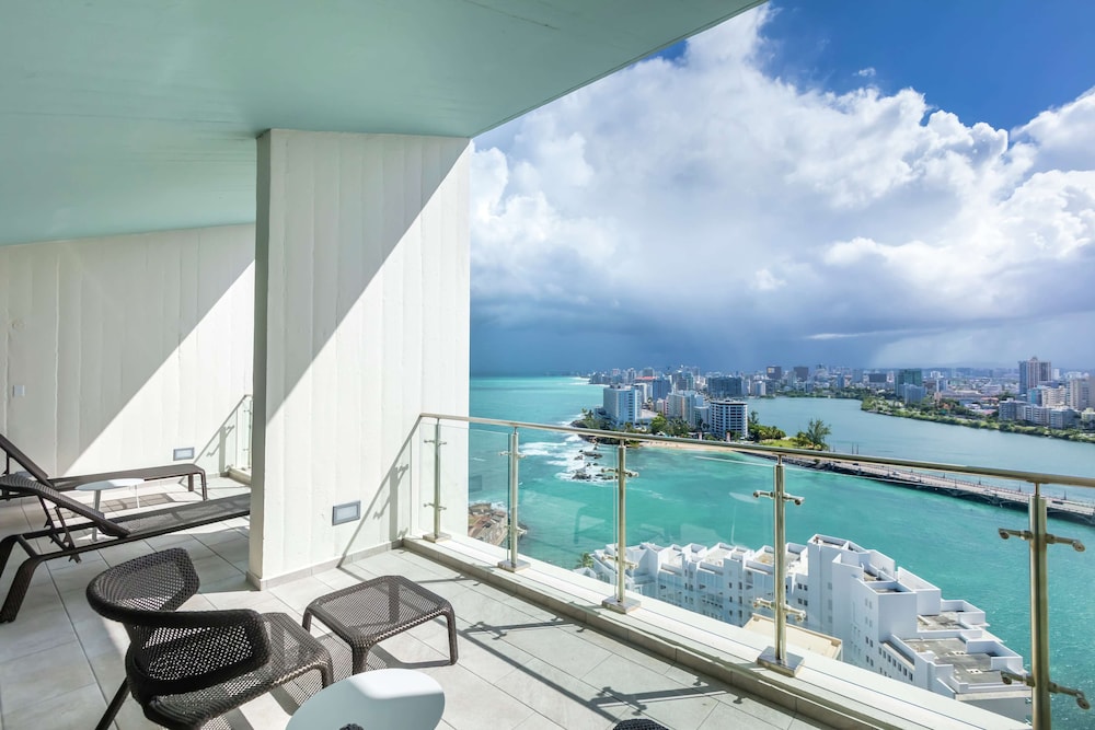 2 BEDROOM BI-LEVEL SUITE- 1KNG/2DBL BEDS - Photo 8