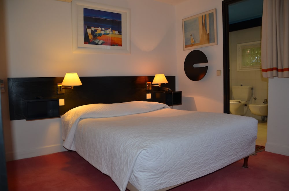 Basic Double Room, 1 Double Bed (Shower) photo 2