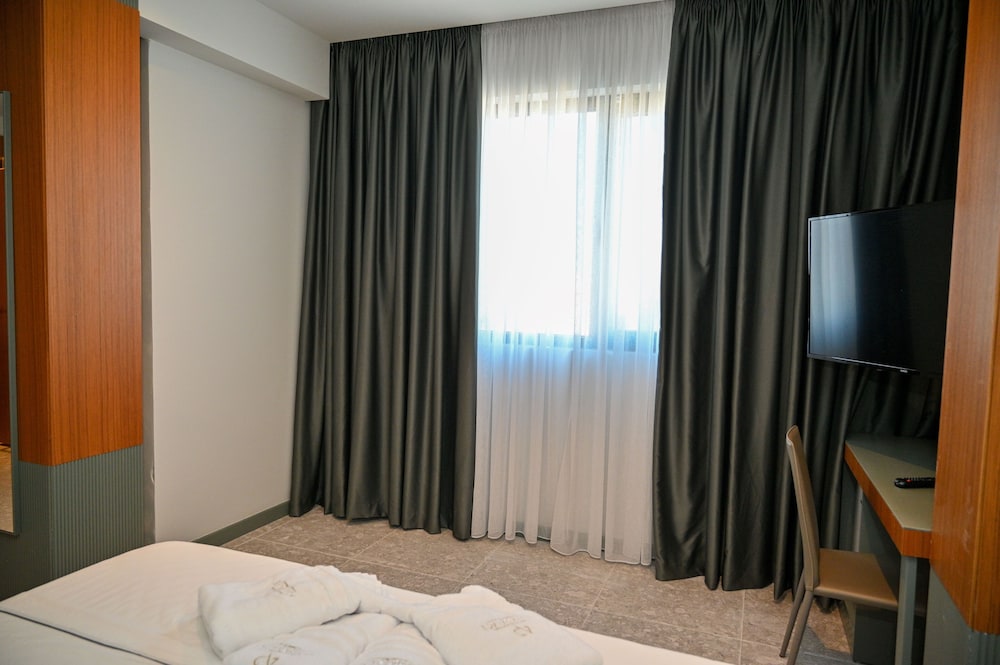 Superior Double Room, Balcony, Sea View photo 2