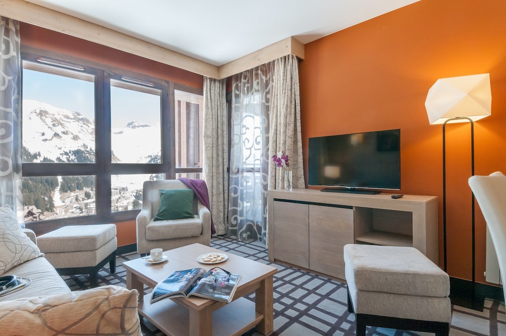Appartement 6 personnes - 2 chambres - Balcon photo 1