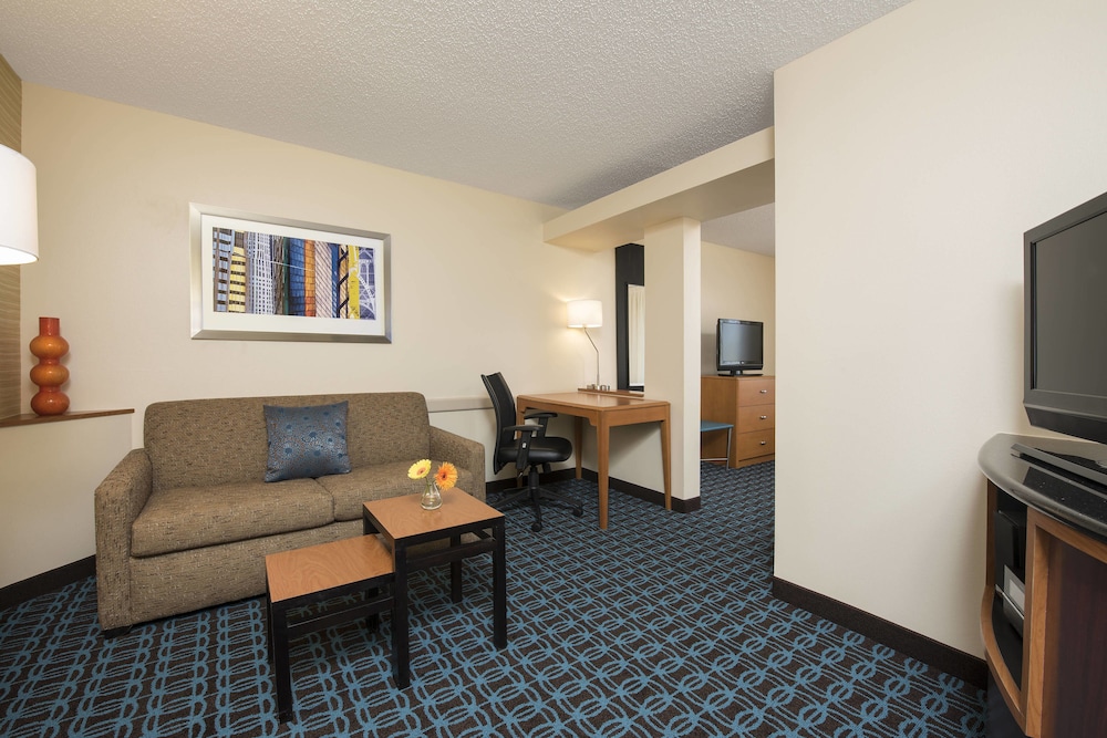 Suite, 1 Bedroom photo 2