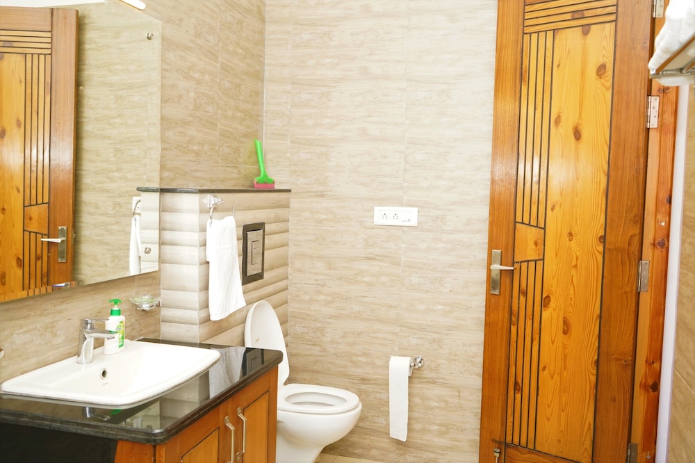 Executive Room photo 2