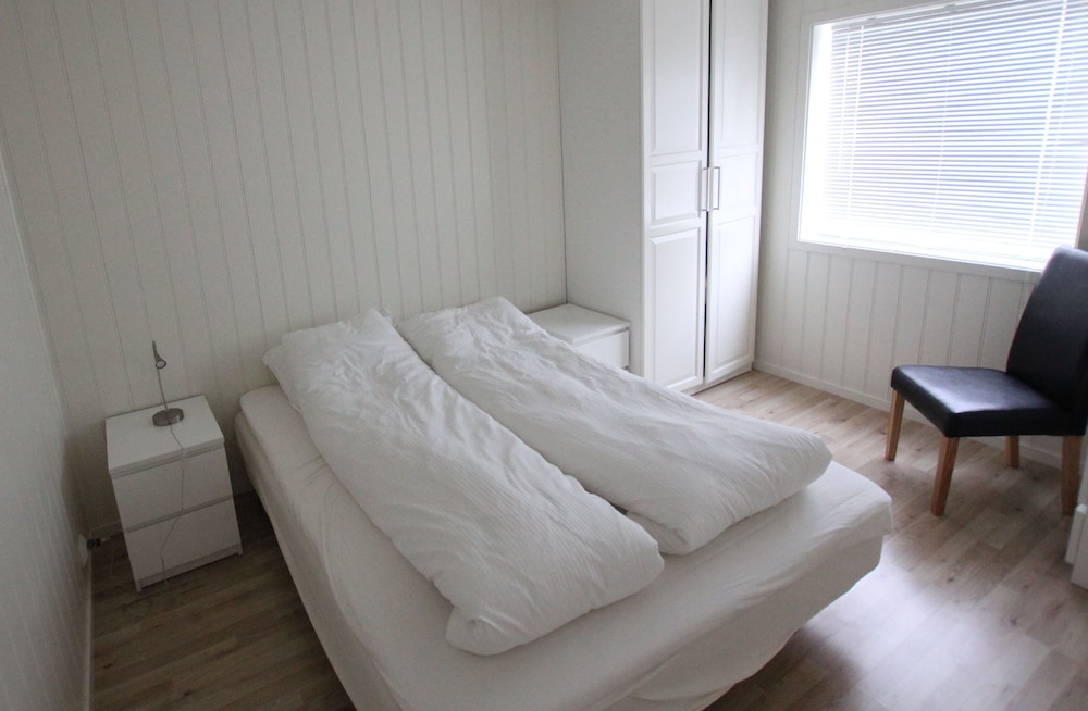 City Apartment, 1 Queen Bed with Sofa bed, Non Smoking photo 2
