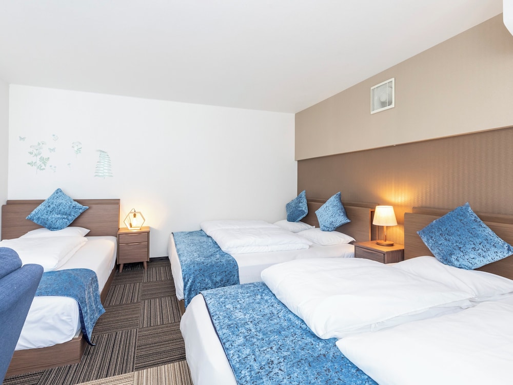 [Non Smoking] Top Floor River View Suite thumbnail 5