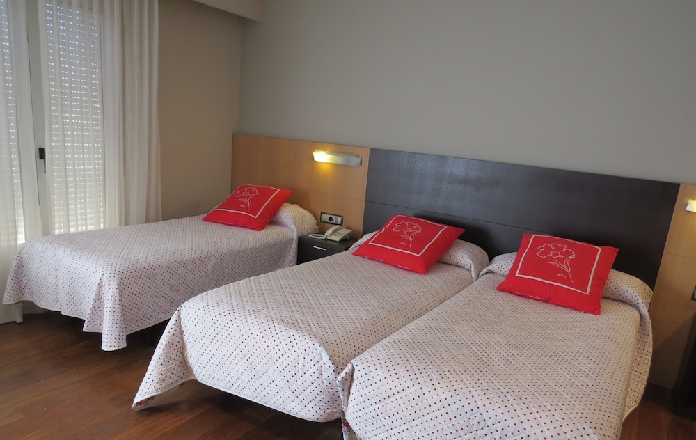Triple Room - Photo 2