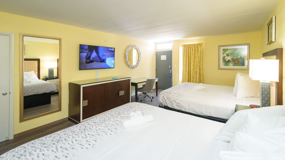 Two King Beds Room