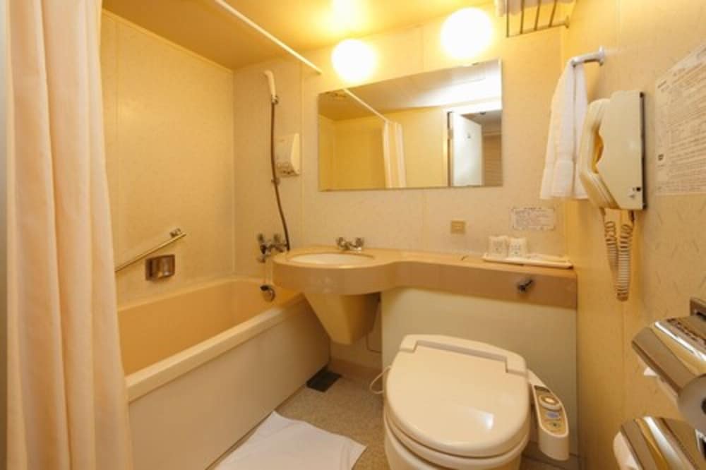 Standard Triple Room, Smoking photo 3