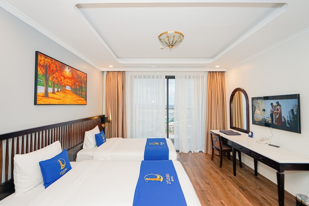 Senior Double or Twin Room - Photo 3