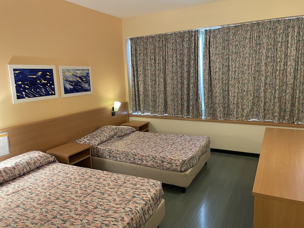 Room, 2 Twin Beds