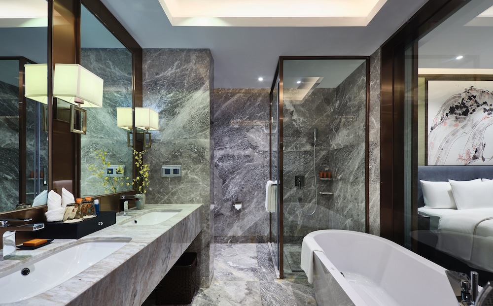 Suite, 1 Bedroom, Club Lounge Access - Photo 5