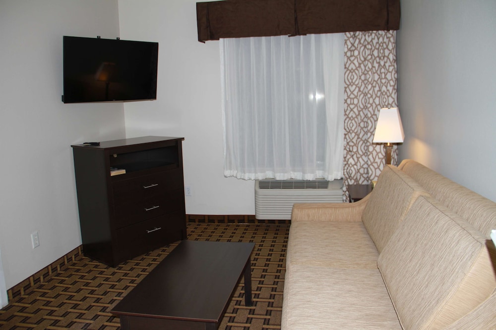 Suite, 2 Queen Beds, Non Smoking, Refrigerator & Microwave (Separate Living Room;with Sofabed) - Photo 5
