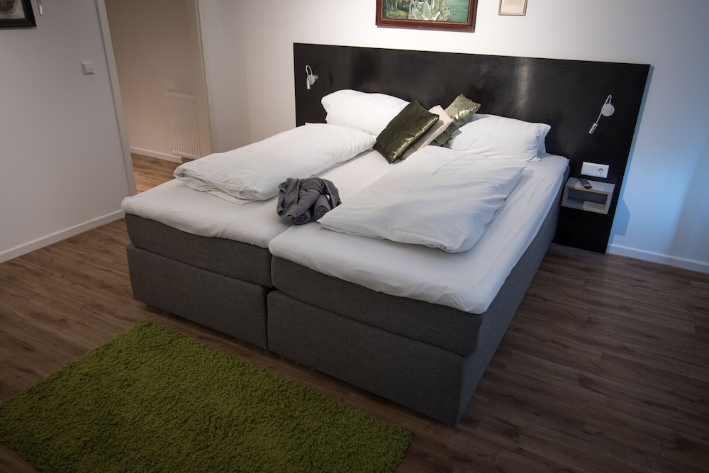 Classic Double Room, 1 Queen Bed, Non Smoking