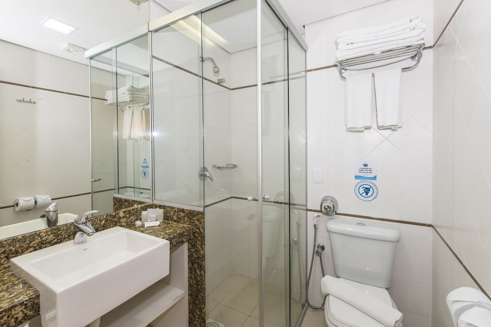 Luxury Suite (Super) - Photo 7