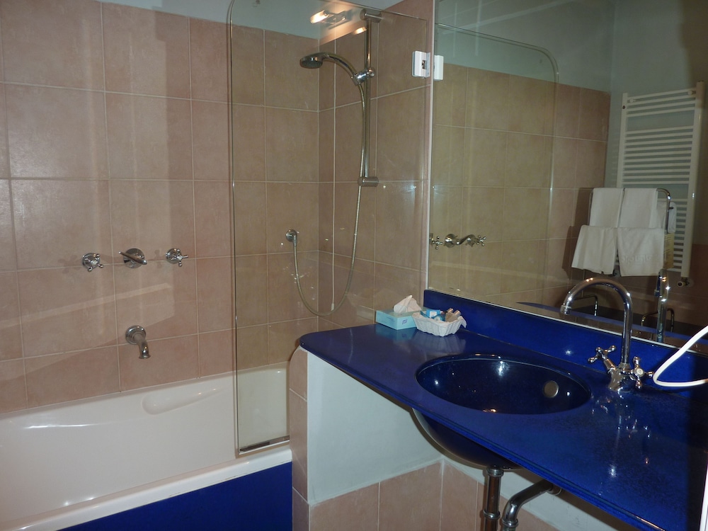 Standard Double Room, Garden View photo 2