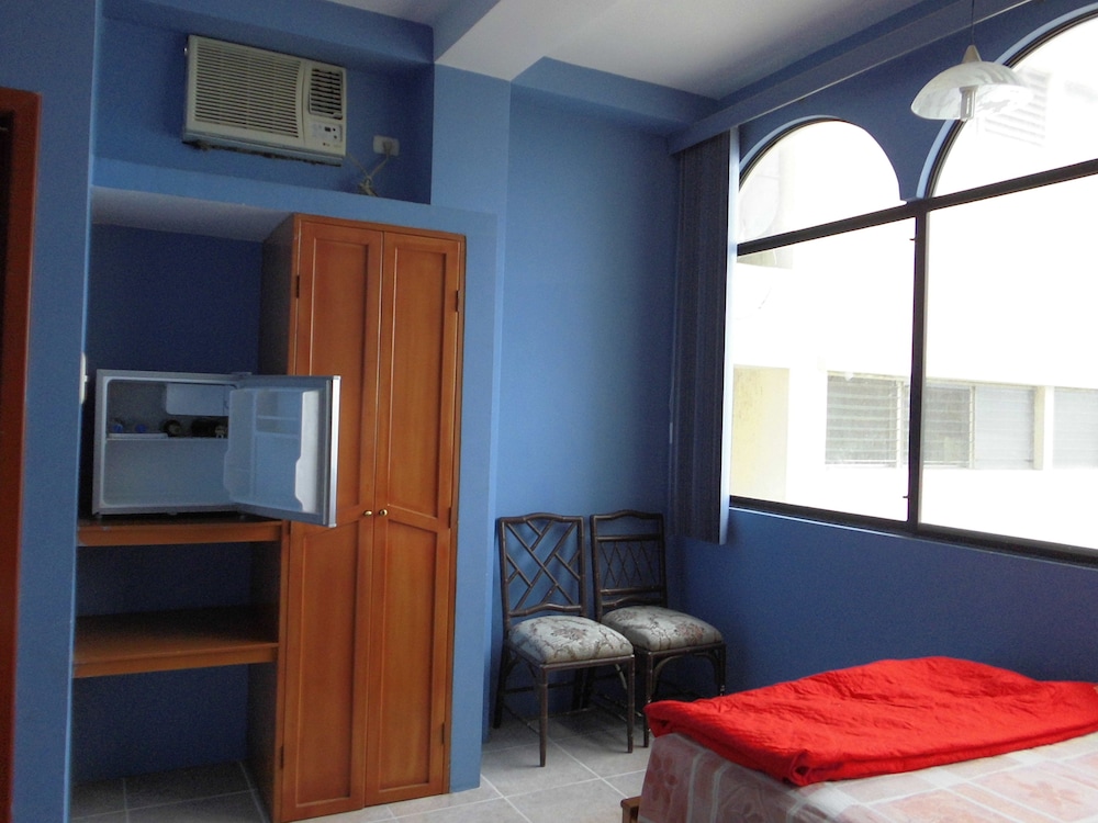 Standard Quadruple Room, 2 Double Beds, Ocean View photo 3