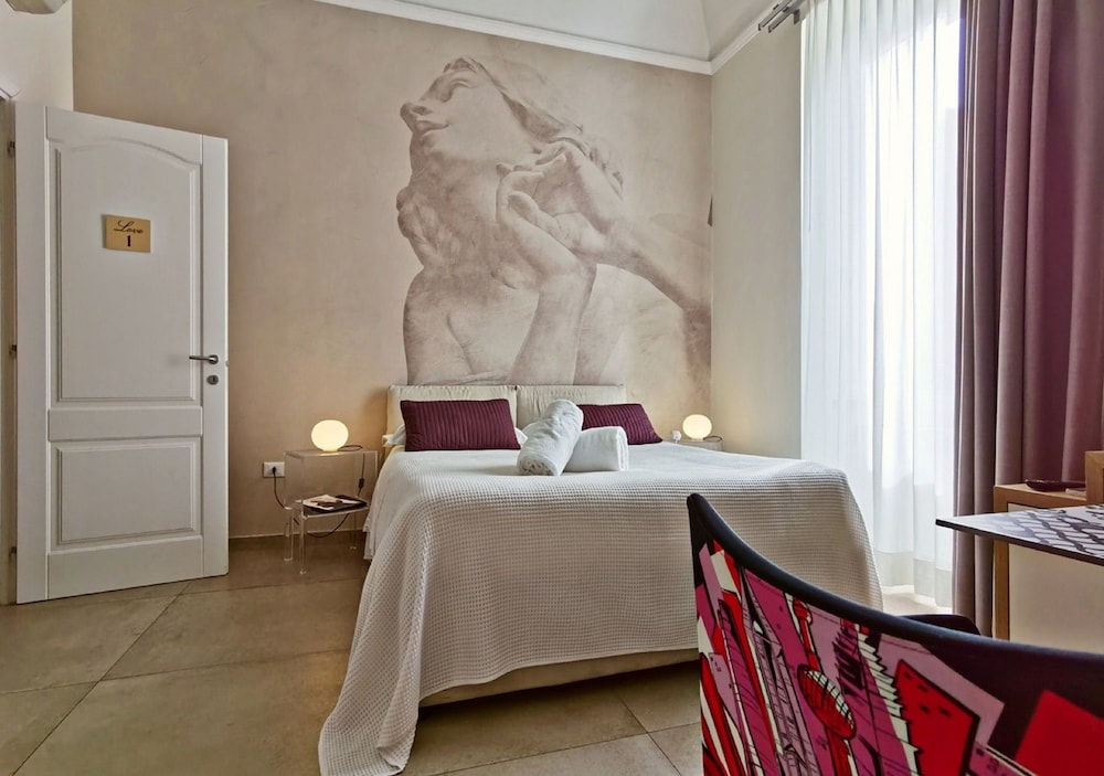 Superior Room, 1 Bedroom, Private Bathroom, City View photo 1