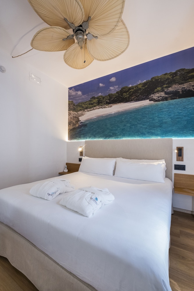 Suite, Balcón, Vista a la Piscina