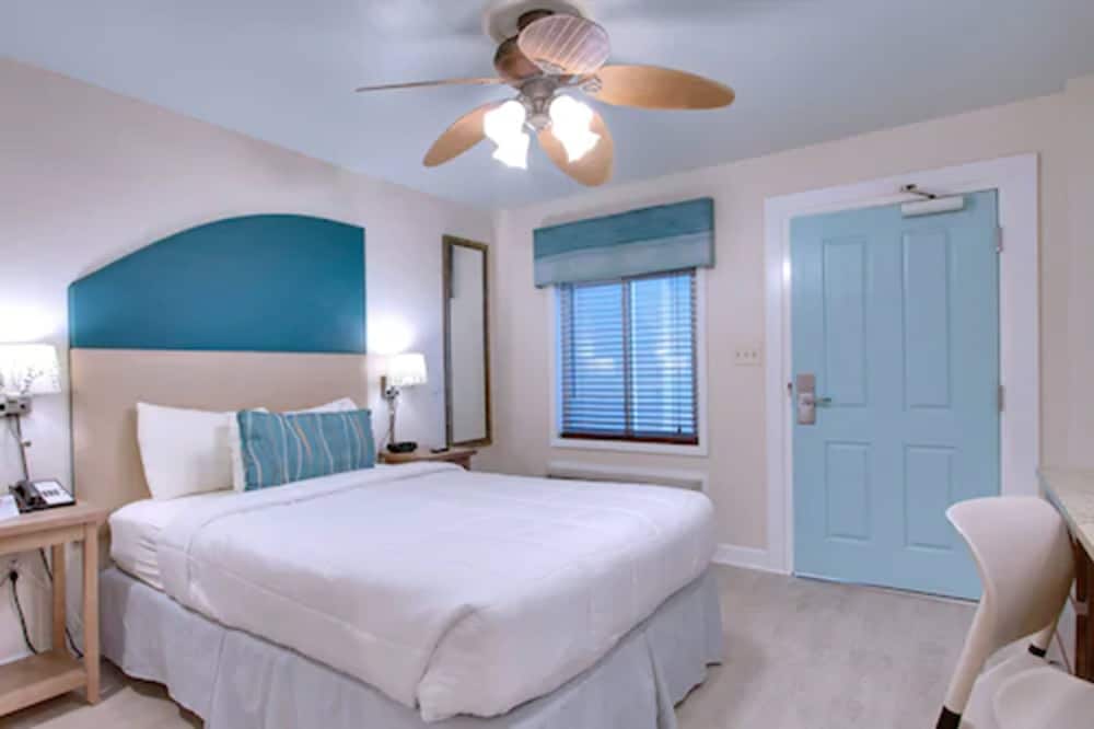 Standard Room, 1 King Bed - Photo 1