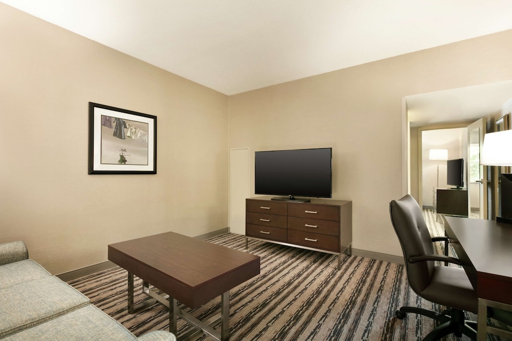 King 2 Room Suite - Photo 3