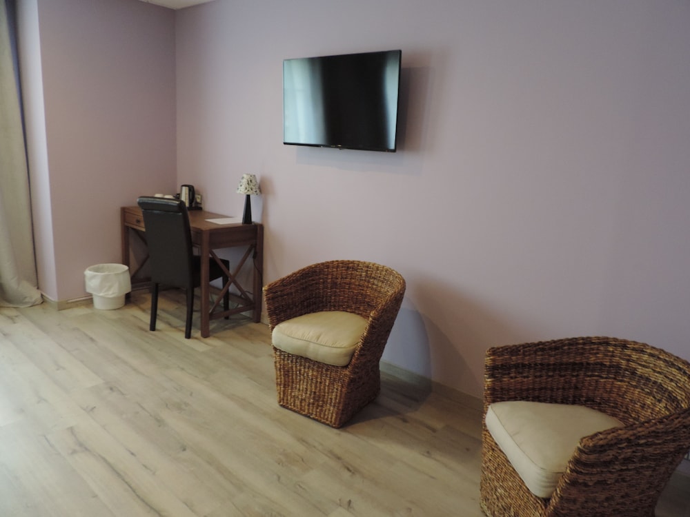 Superior Double Room - Photo 5