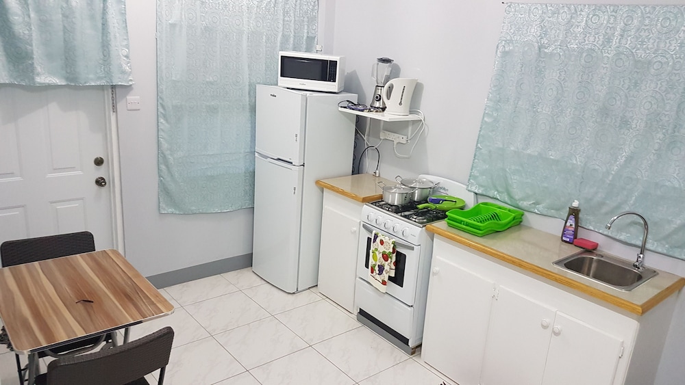 Studio, 1 Double Bed, Partial Ocean View photo 3
