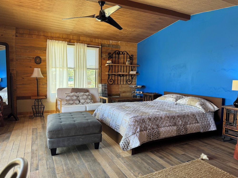 Cabin photo 2